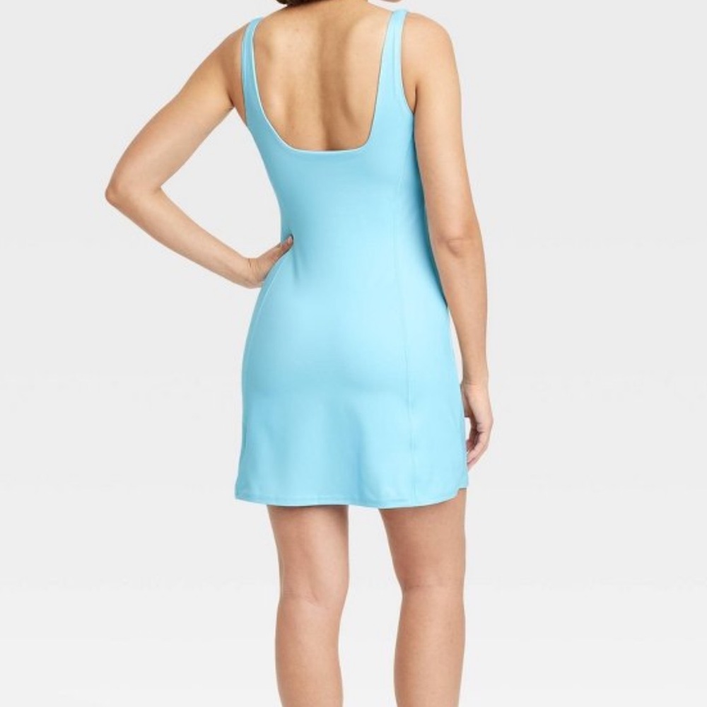 Dress - Picture 2 of 4